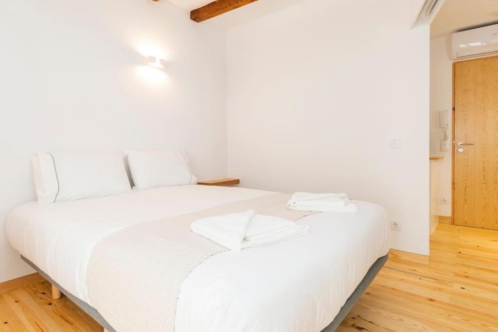 1e Brand New Right In The Heart Of Alfama * Lissabon